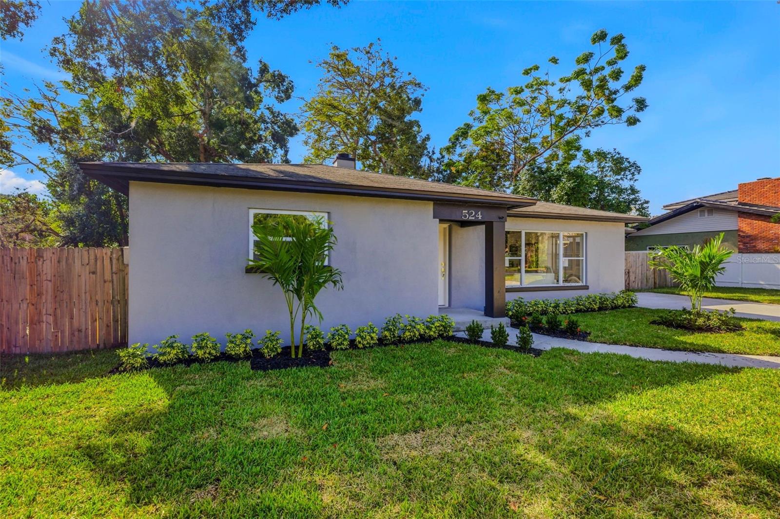 Image 5 of 60 For 524 50th Avenue S