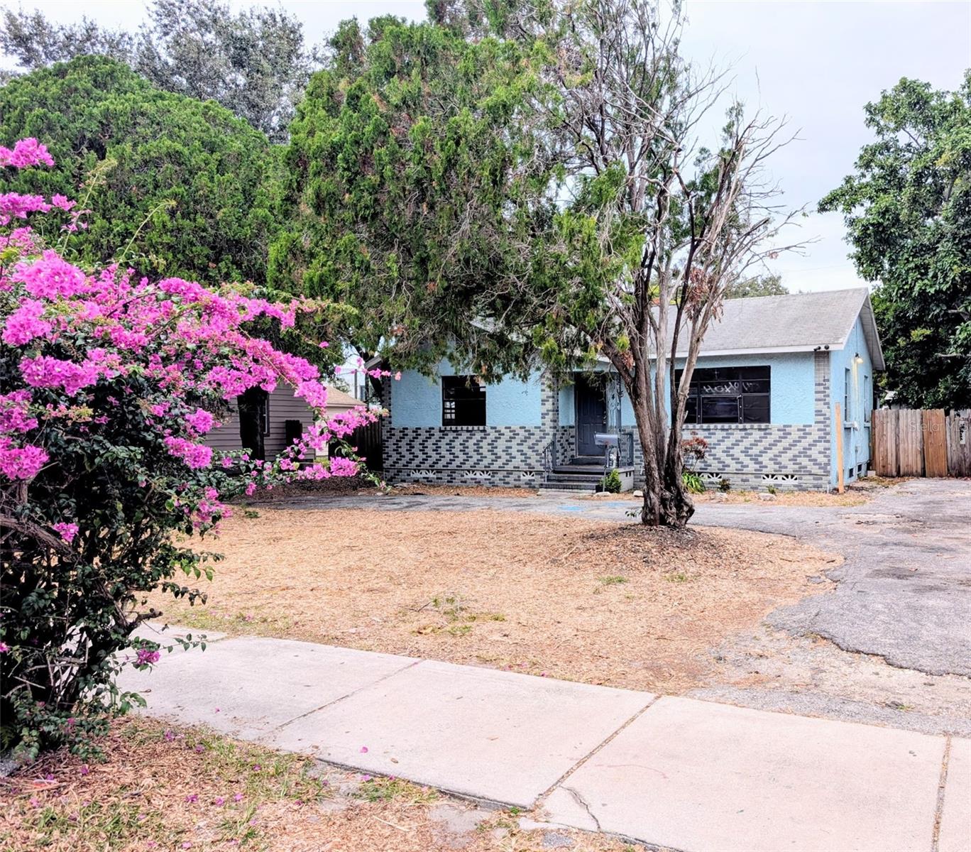 Image 2 of 35 For 4115 Fairfield Avenue S