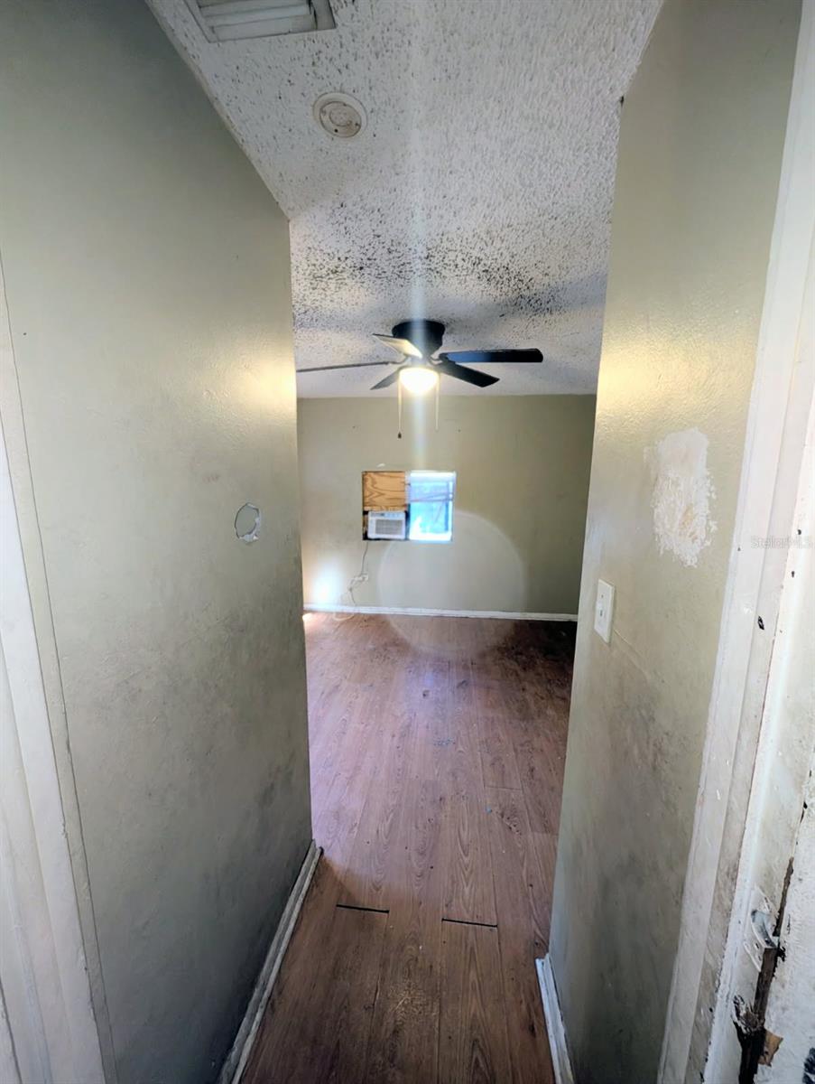 Image 21 of 35 For 4115 Fairfield Avenue S