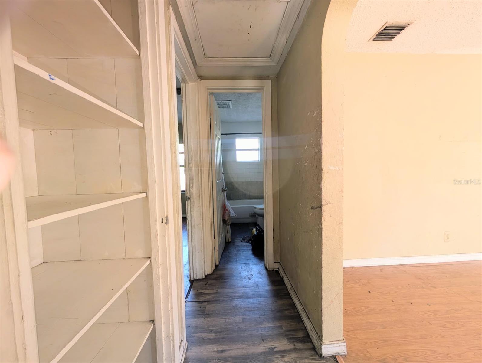 Image 23 of 35 For 4115 Fairfield Avenue S