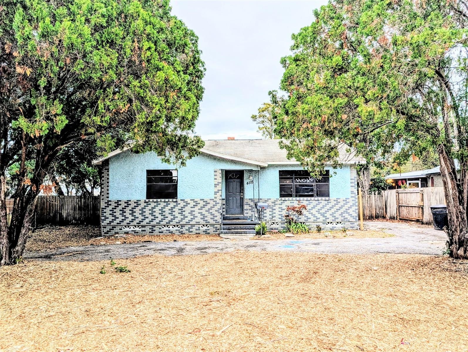 Image 3 of 35 For 4115 Fairfield Avenue S