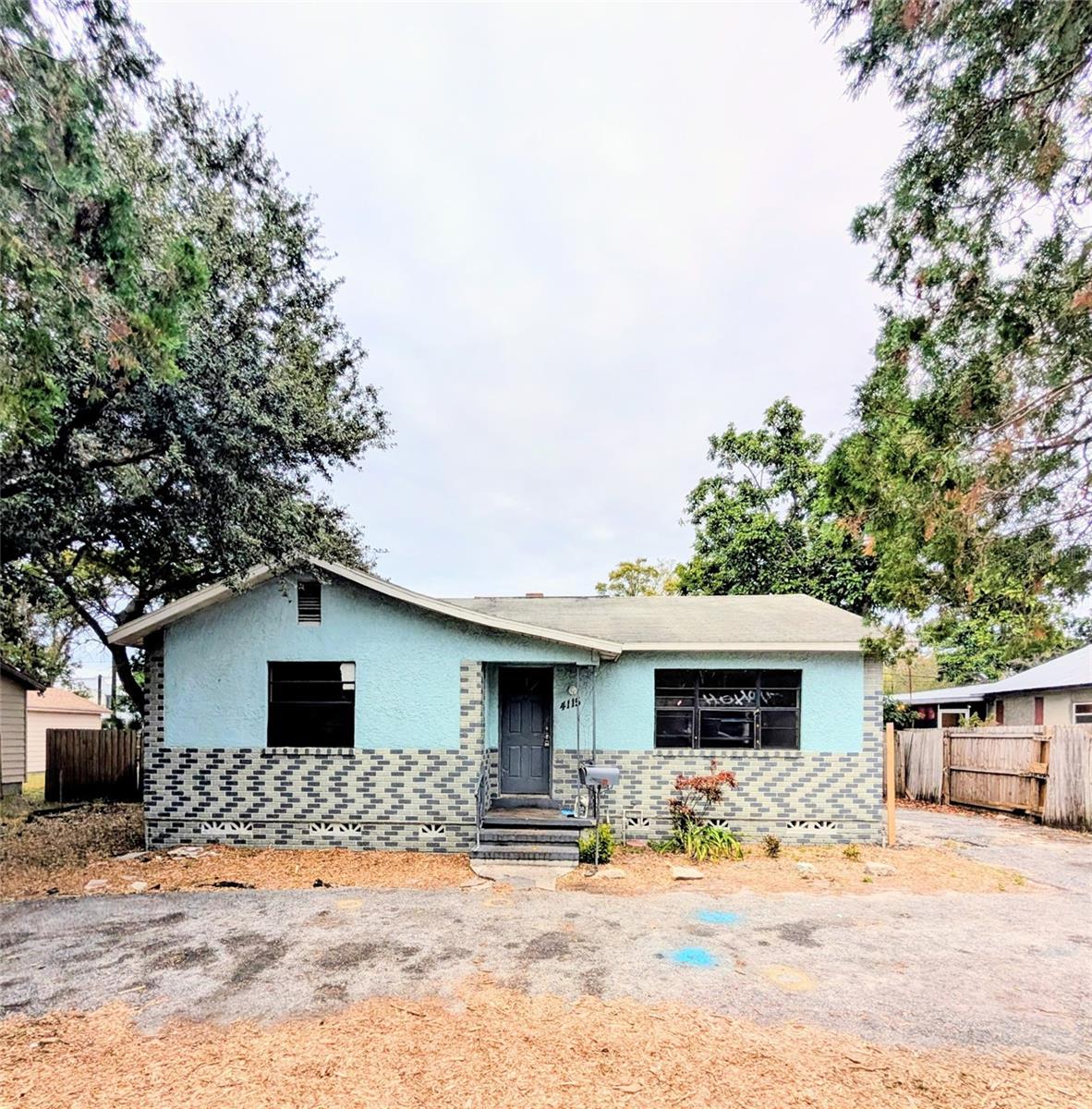 Image 5 of 35 For 4115 Fairfield Avenue S