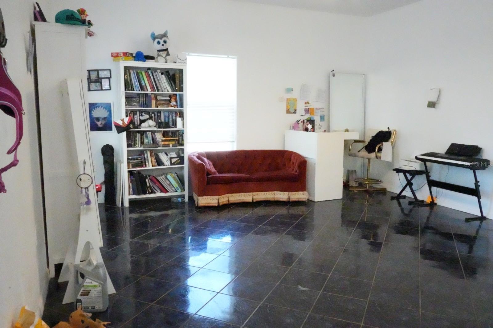 Listing photo id 1 for 7040 Lumberton Road