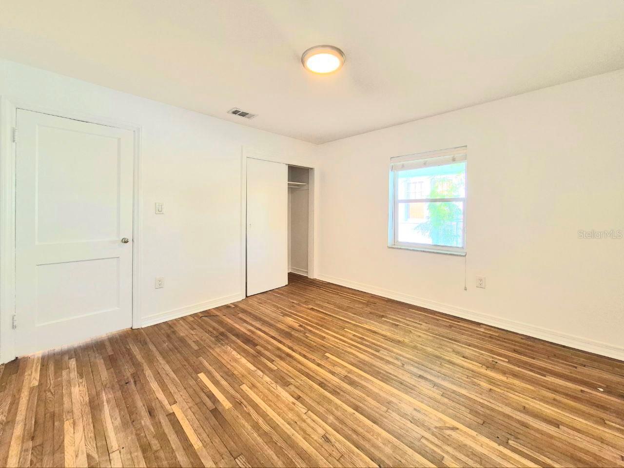 Image 17 of 36 For 2617 Watrous Avenue