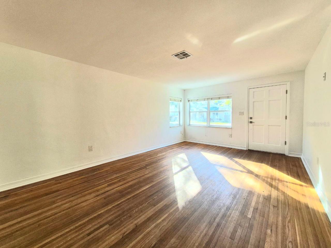 Image 7 of 36 For 2617 Watrous Avenue