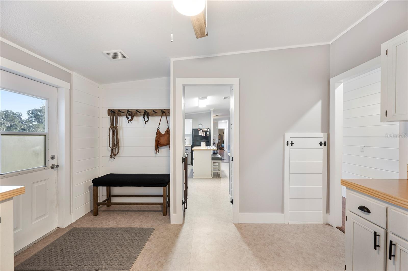 Image 16 of 75 For 10413 Steven Drive