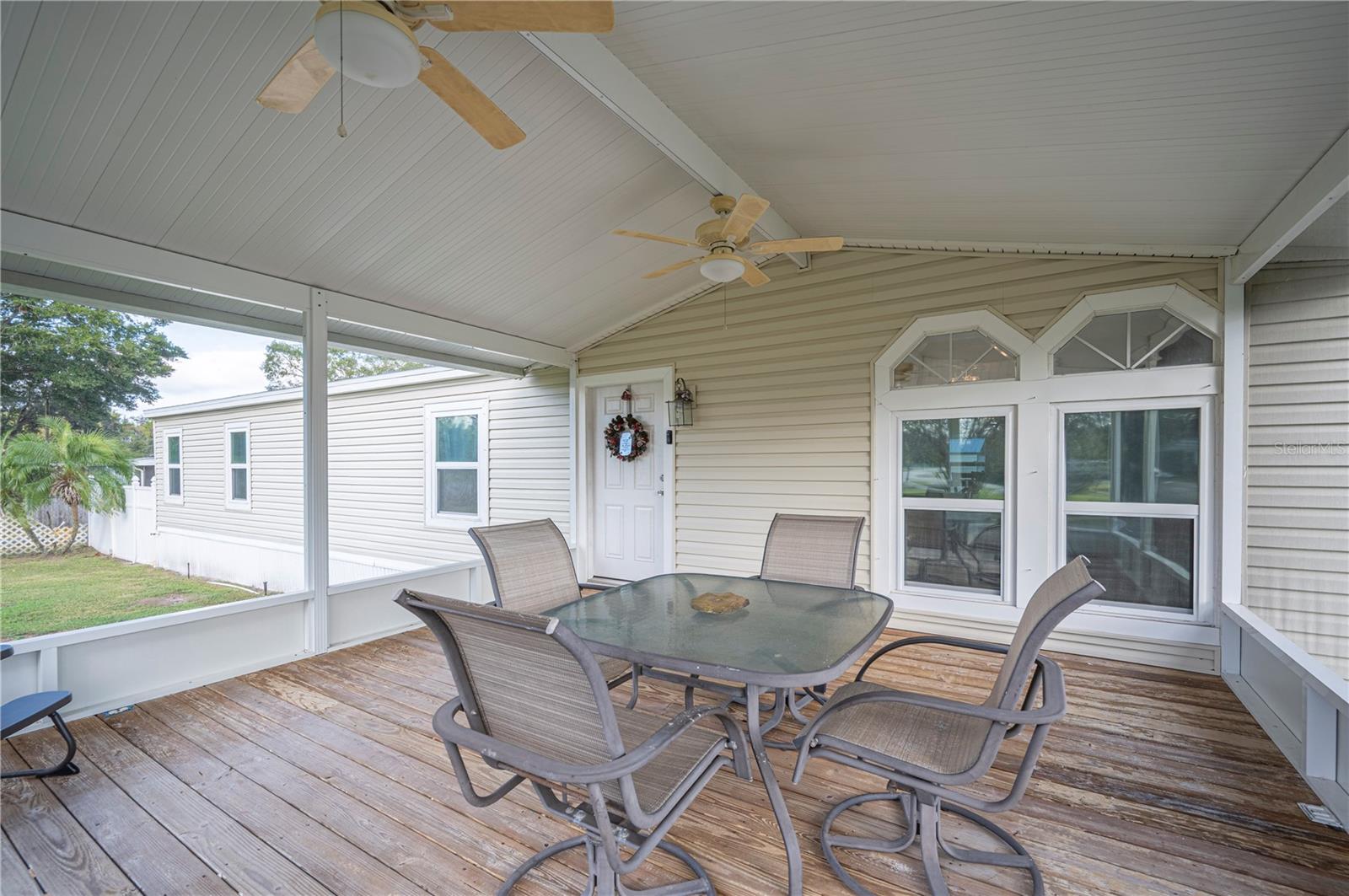 Image 28 of 75 For 10413 Steven Drive