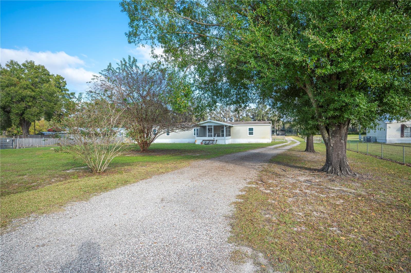 Image 30 of 75 For 10413 Steven Drive