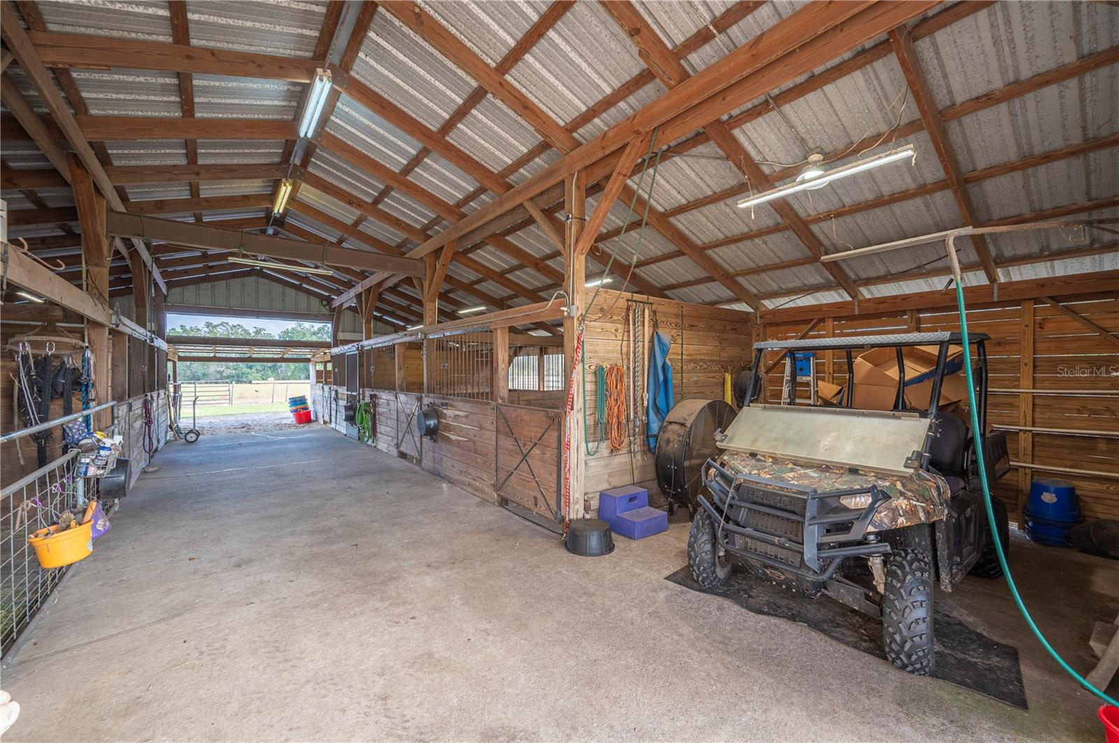 Image 45 of 75 For 10413 Steven Drive