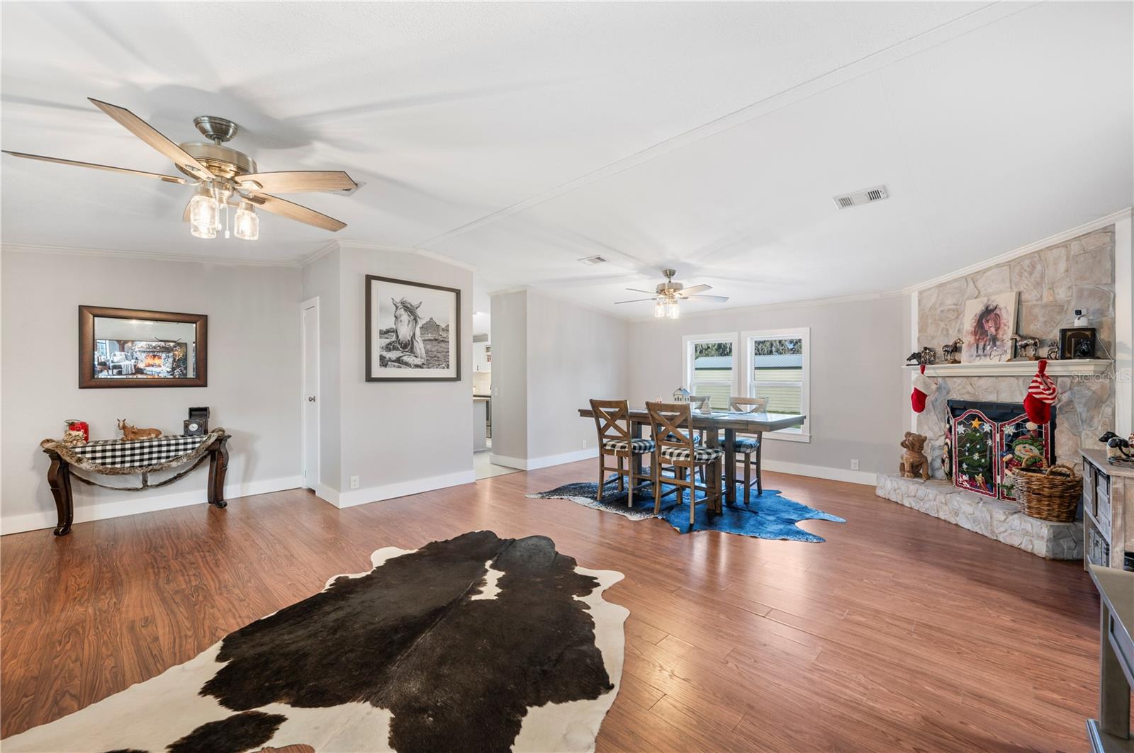 Image 8 of 75 For 10413 Steven Drive