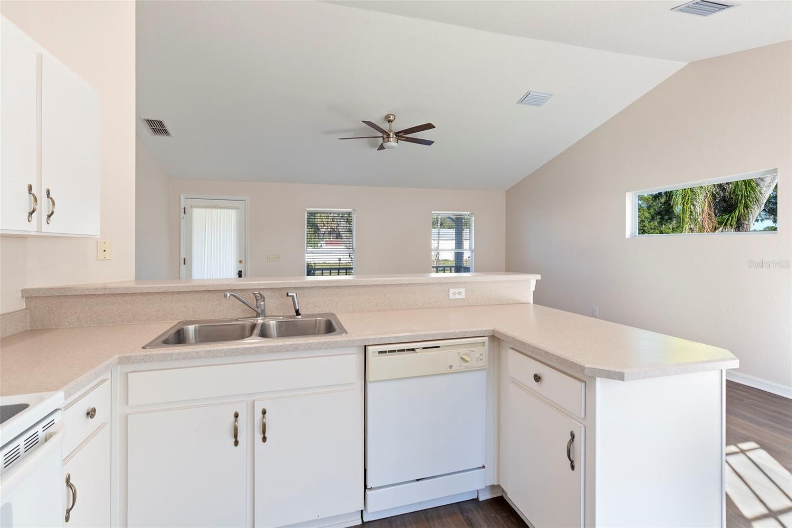 Image 8 of 21 For 1503 Spencer