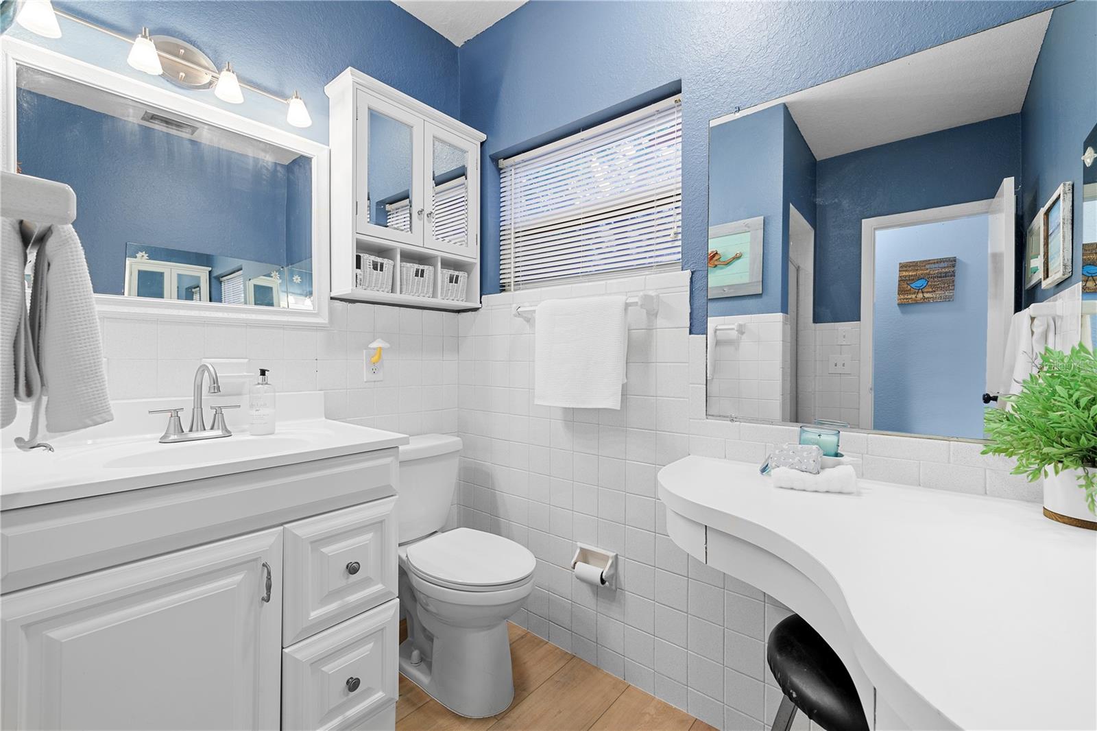 Image 21 of 37 For 10532 94th Place