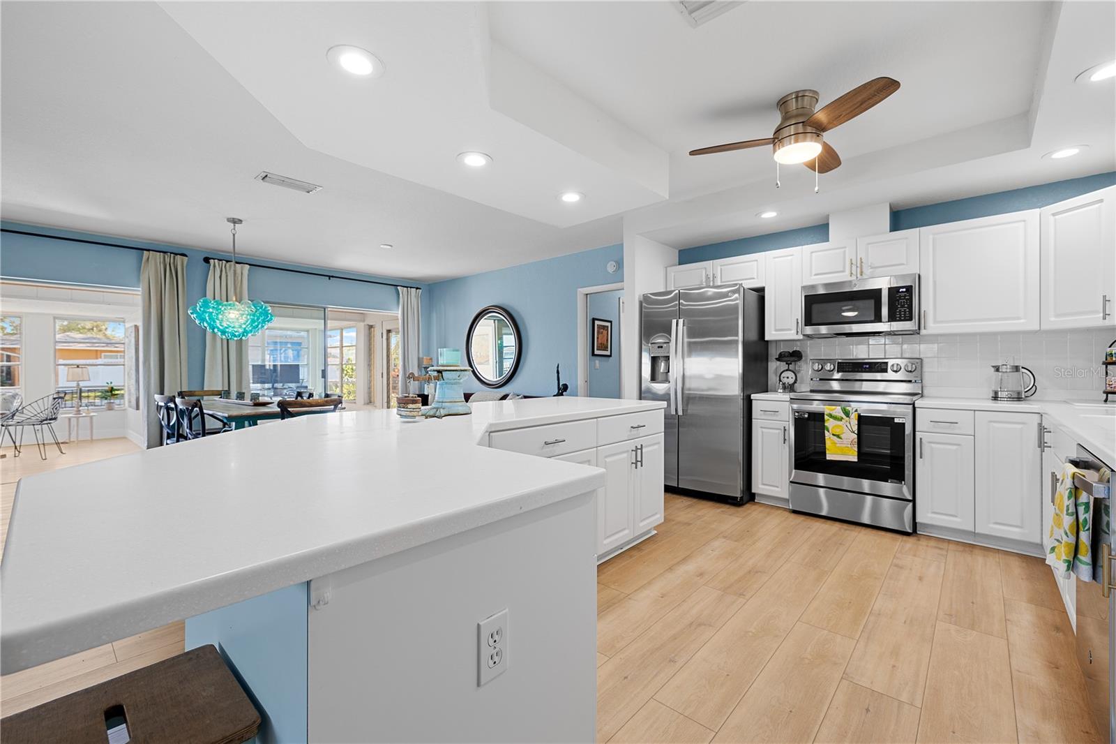 Image 8 of 37 For 10532 94th Place