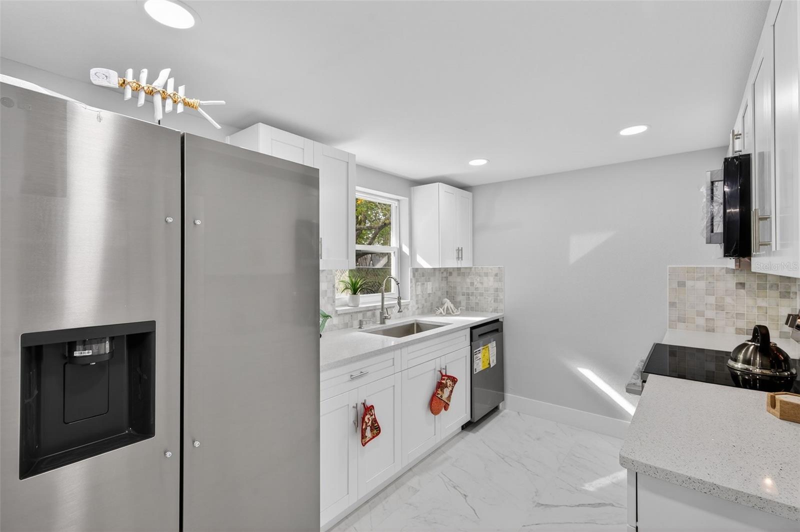 Image 21 of 58 For 5550 Dahlia Avenue