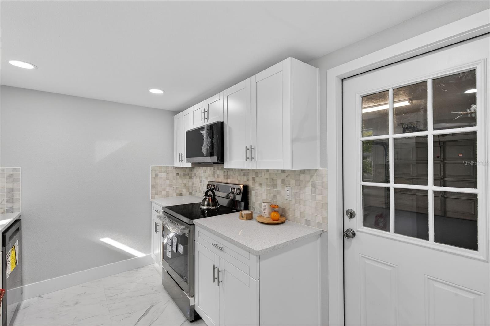 Image 24 of 58 For 5550 Dahlia Avenue