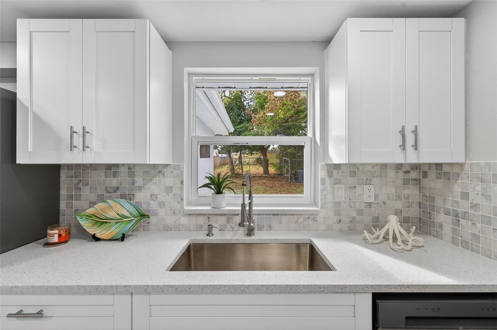 Image 25 of 58 For 5550 Dahlia Avenue