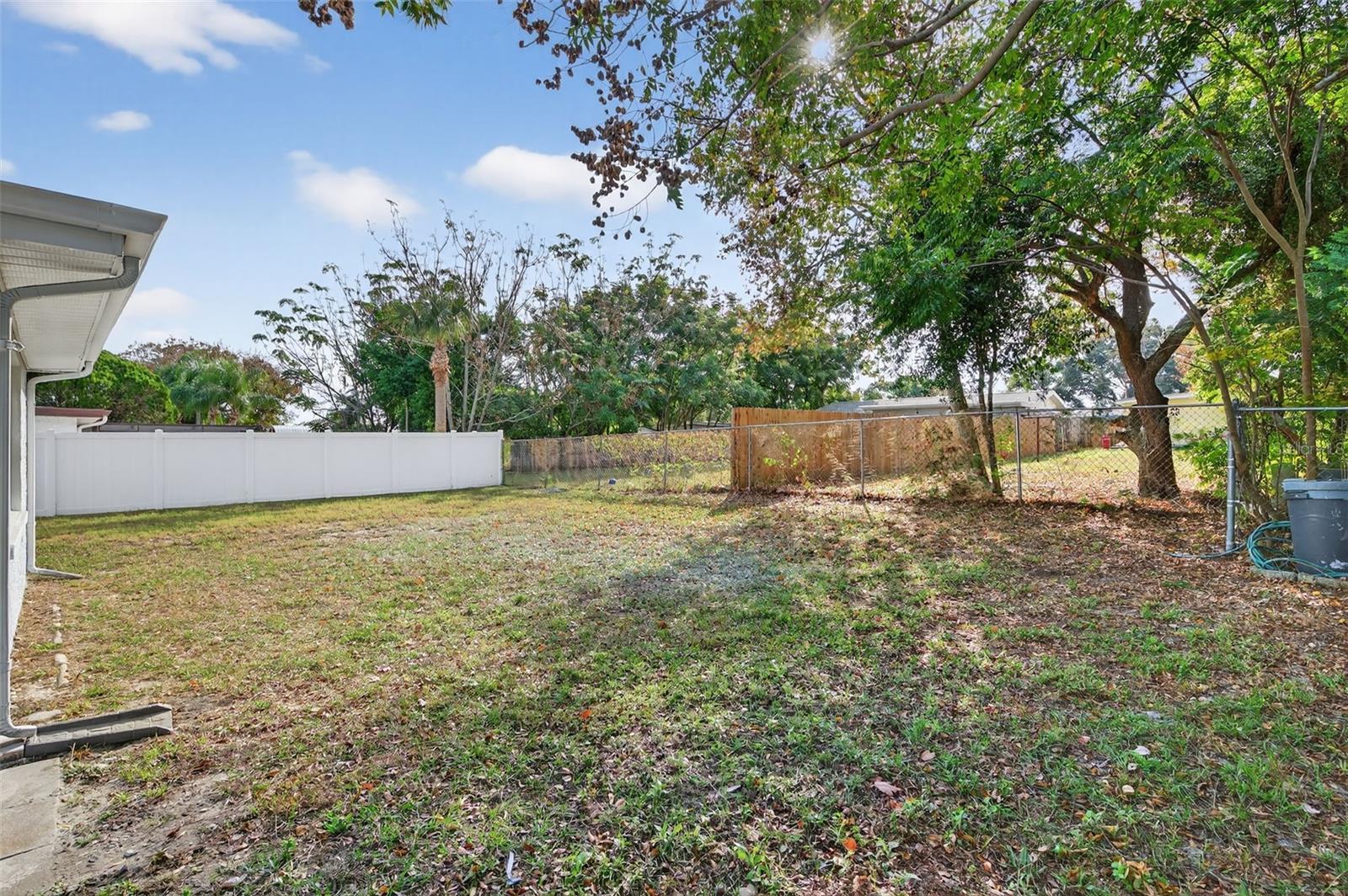 Image 49 of 58 For 5550 Dahlia Avenue