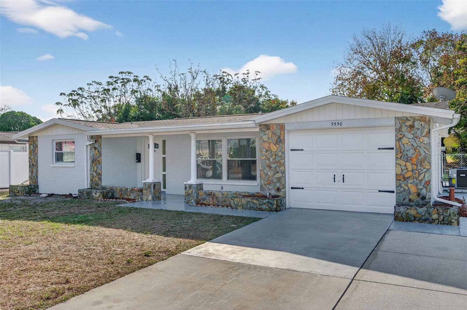 Image 5 of 58 For 5550 Dahlia Avenue