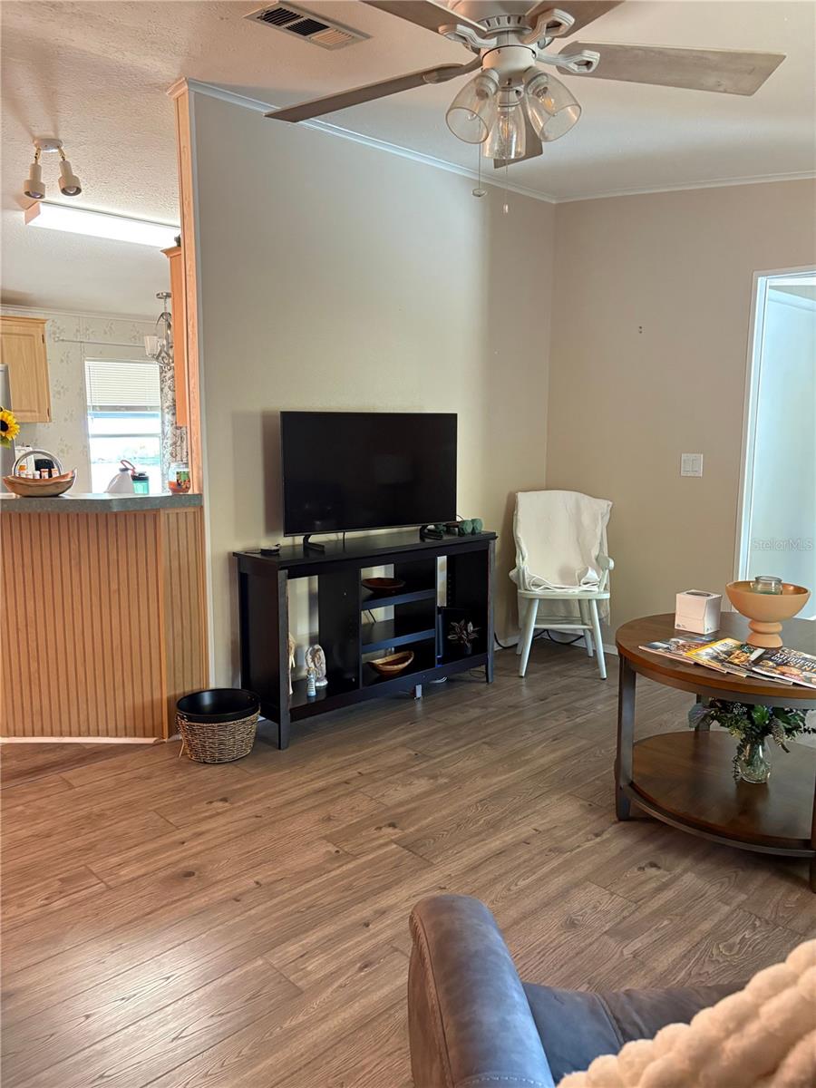 Image 10 of 33 For 5200 28th Street N 329