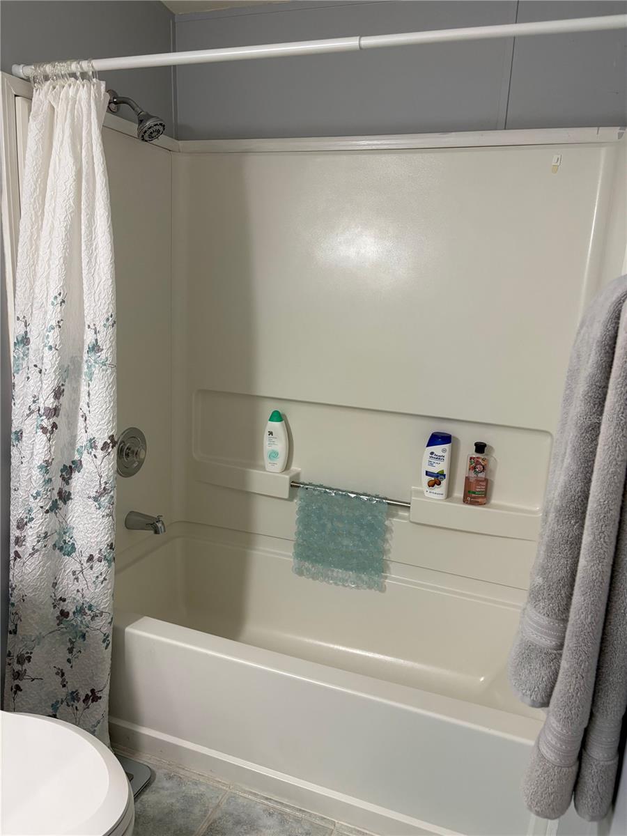 Image 15 of 33 For 5200 28th Street N 329