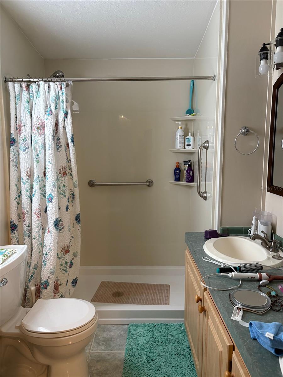 Image 24 of 33 For 5200 28th Street N 329