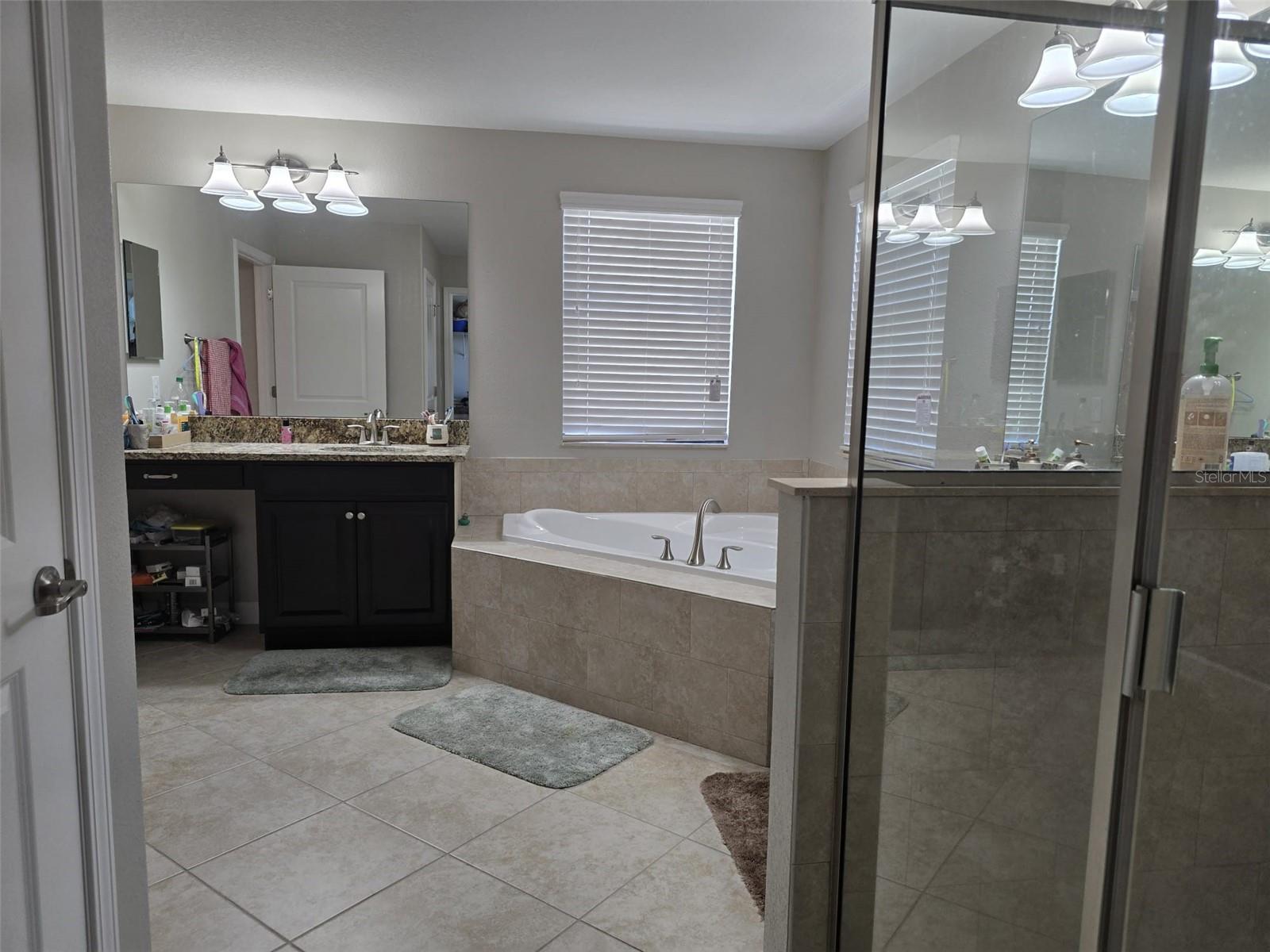 Image 12 of 42 For 4335 Mount Bandon Drive