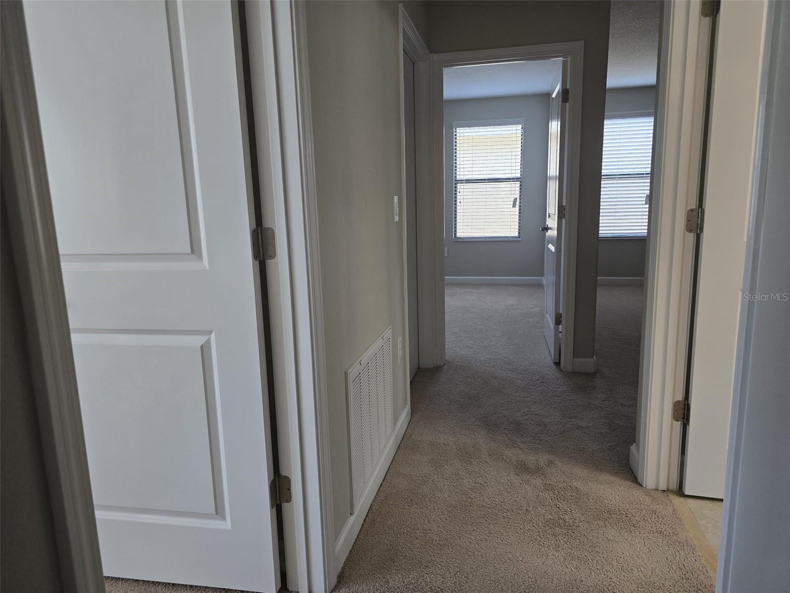 Image 18 of 42 For 4335 Mount Bandon Drive