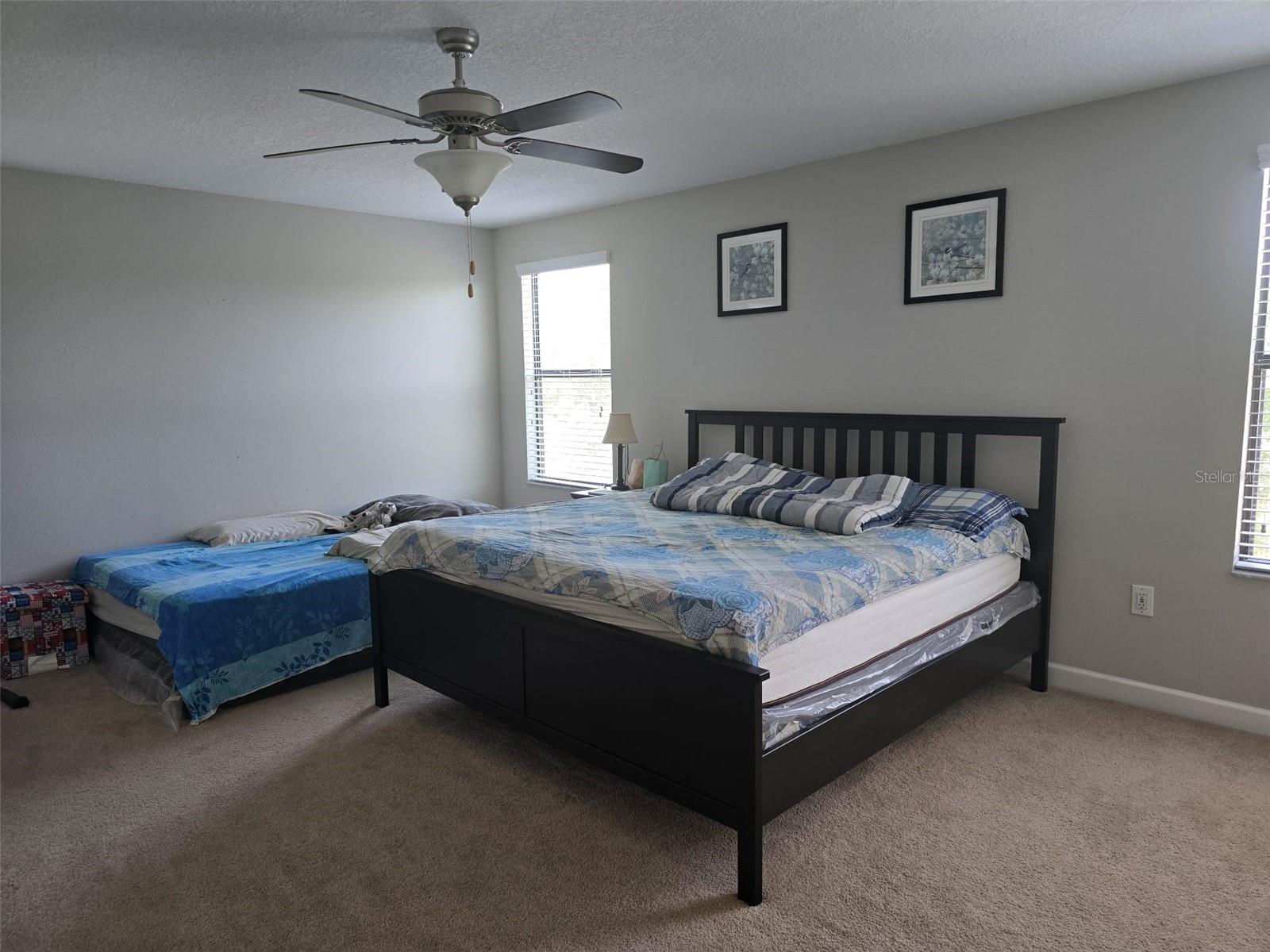 Image 22 of 42 For 4335 Mount Bandon Drive