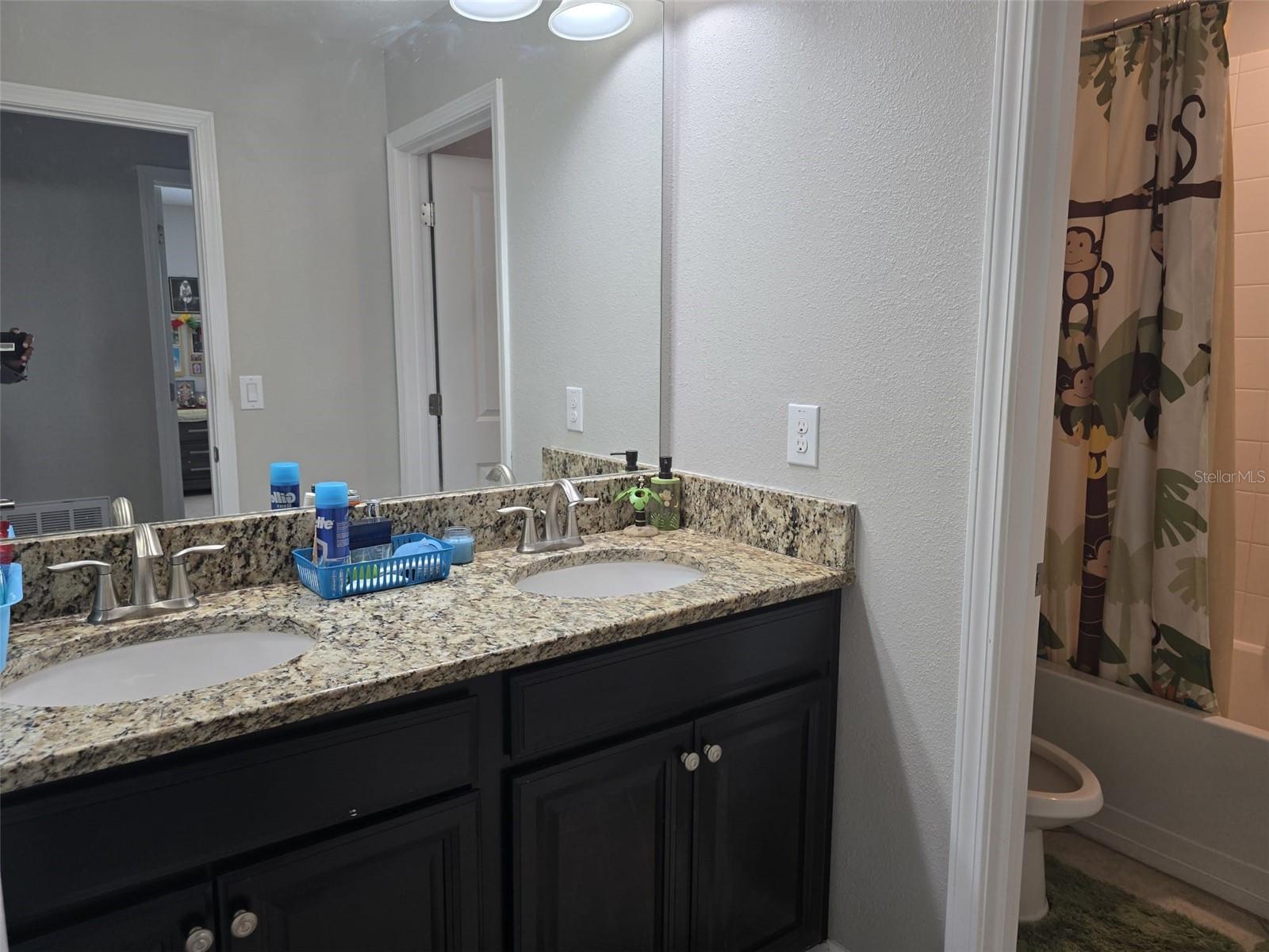 Image 23 of 42 For 4335 Mount Bandon Drive