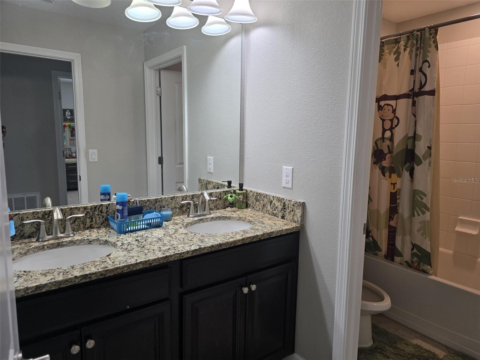 Image 24 of 42 For 4335 Mount Bandon Drive