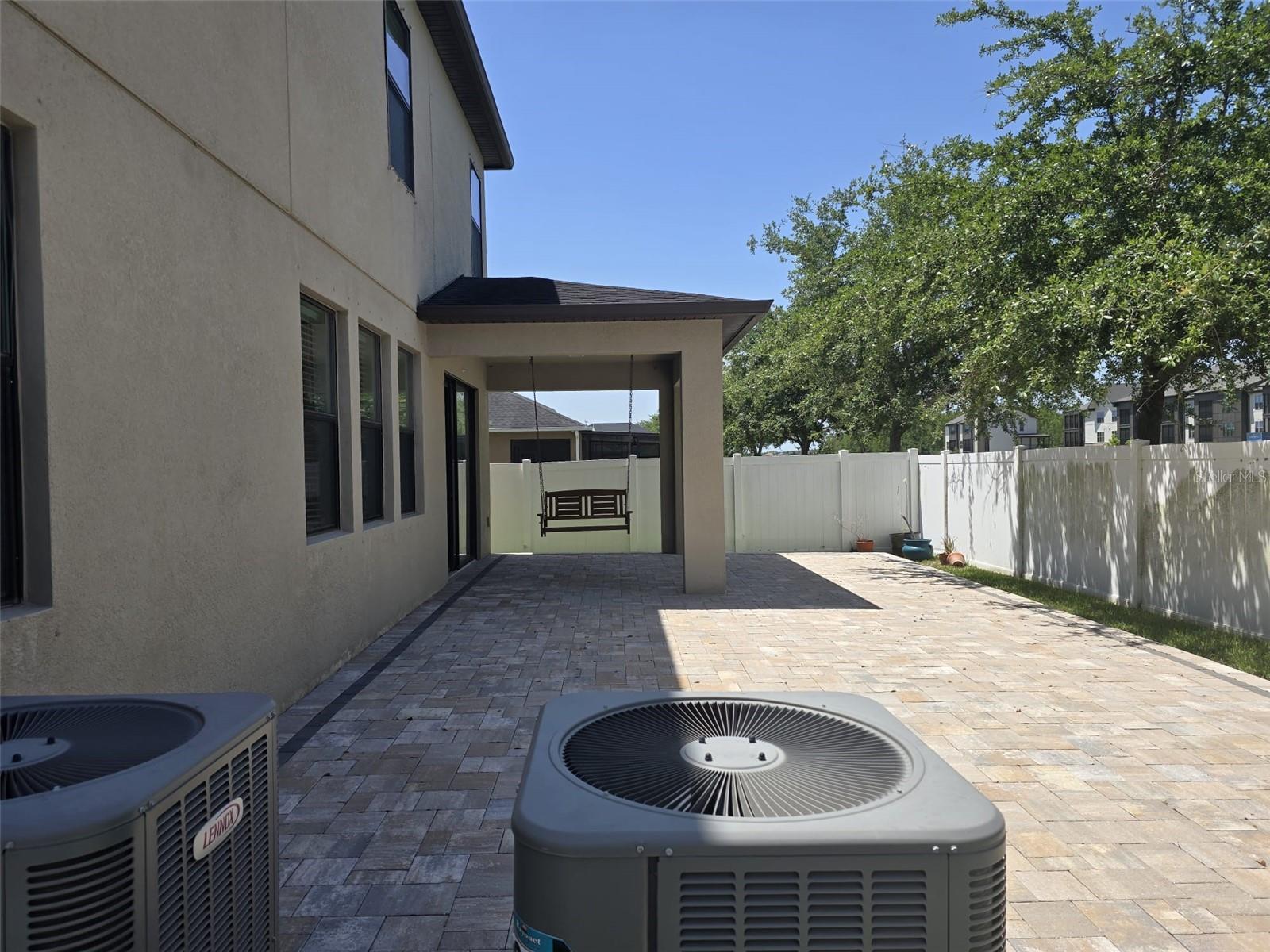 Image 28 of 42 For 4335 Mount Bandon Drive