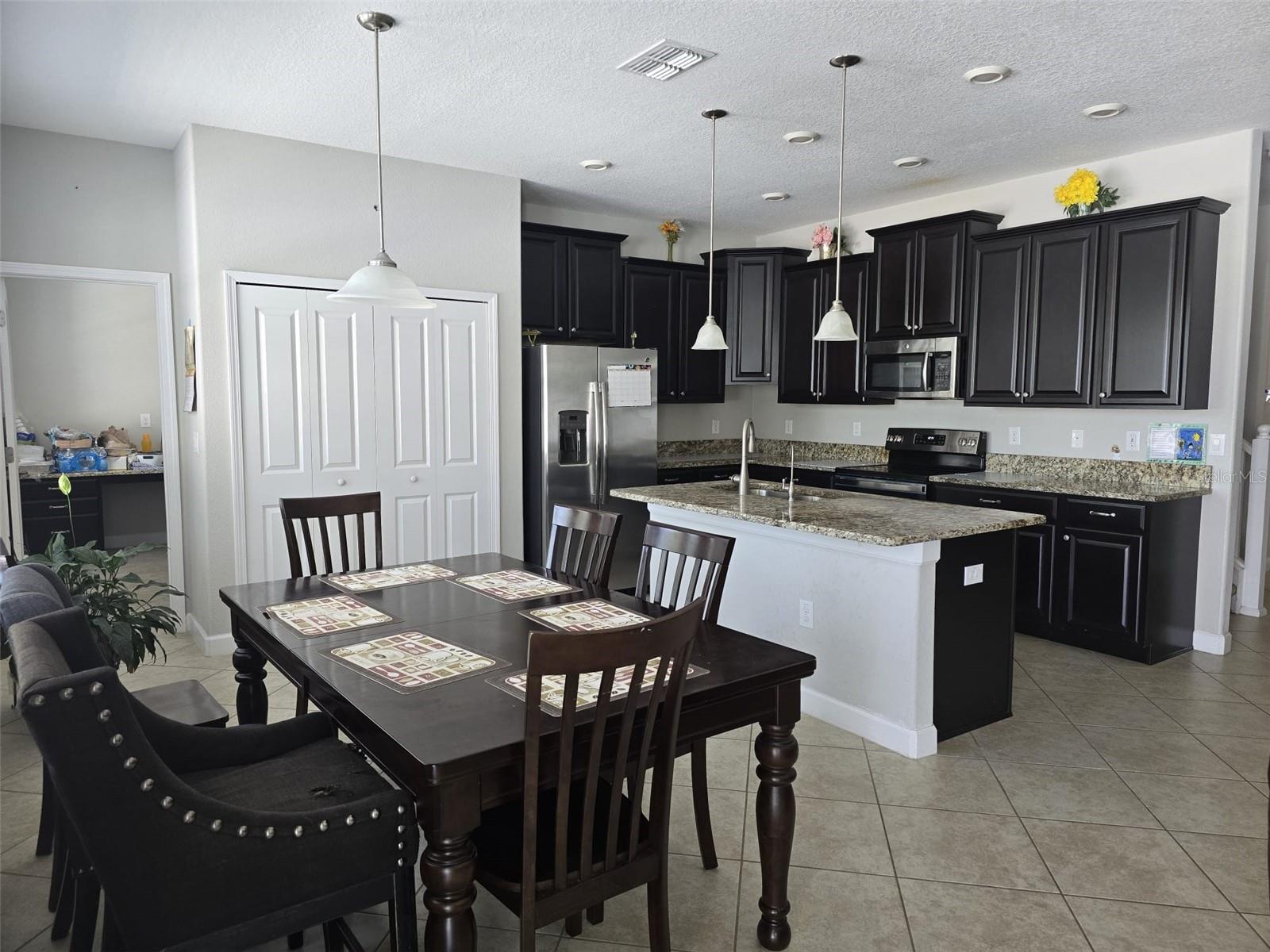 Image 34 of 42 For 4335 Mount Bandon Drive