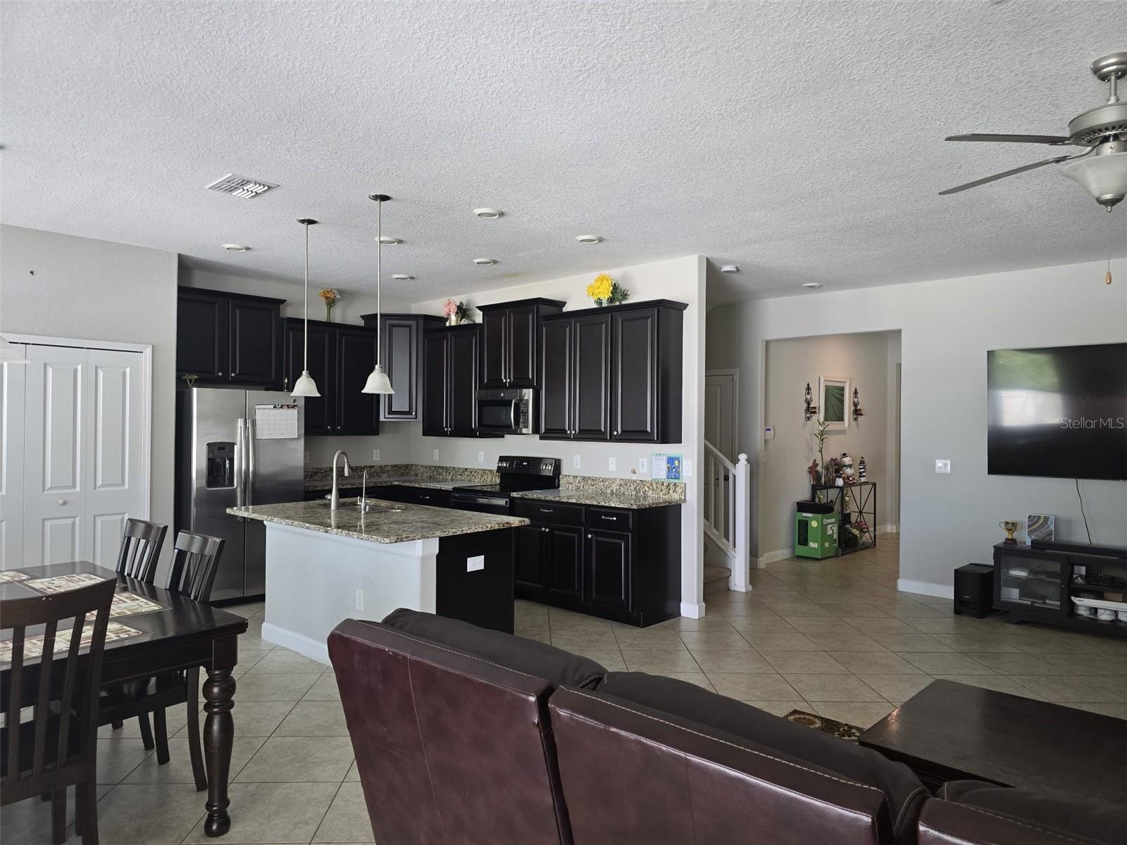 Image 36 of 42 For 4335 Mount Bandon Drive