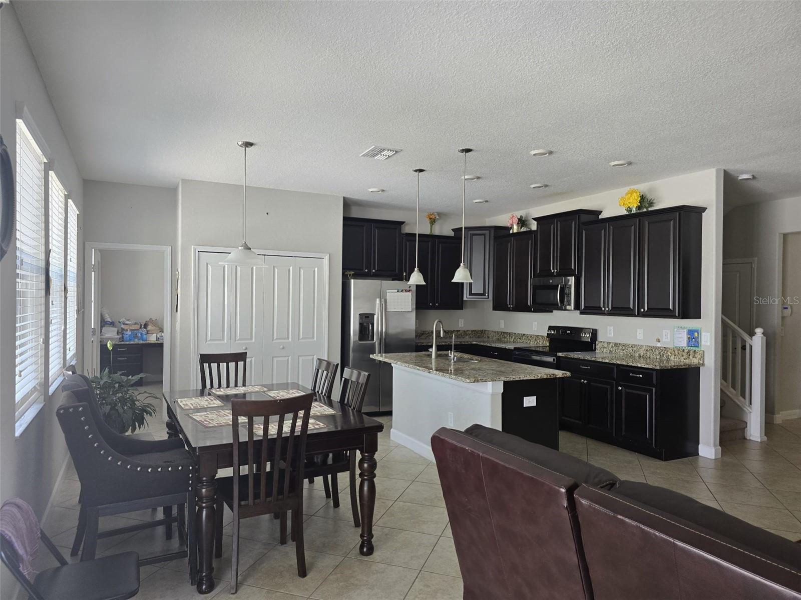 Image 37 of 42 For 4335 Mount Bandon Drive