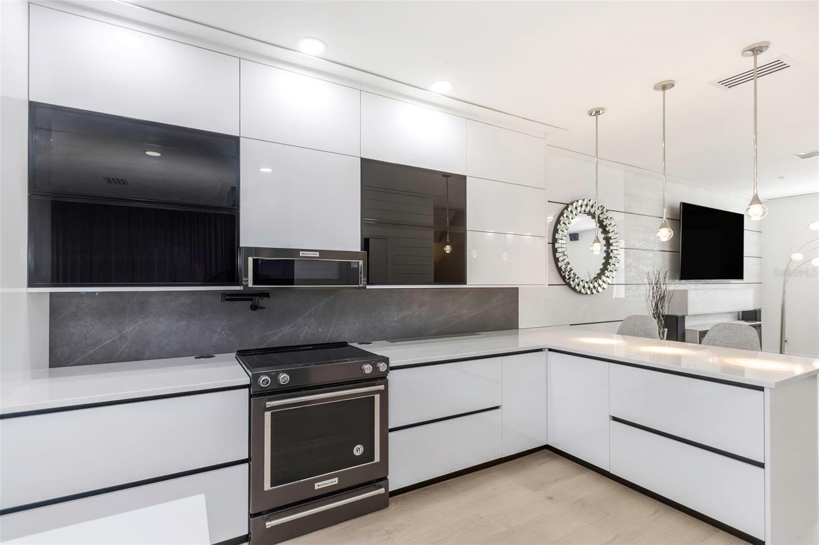 Image 2 of 28 For 7130 102nd Lane