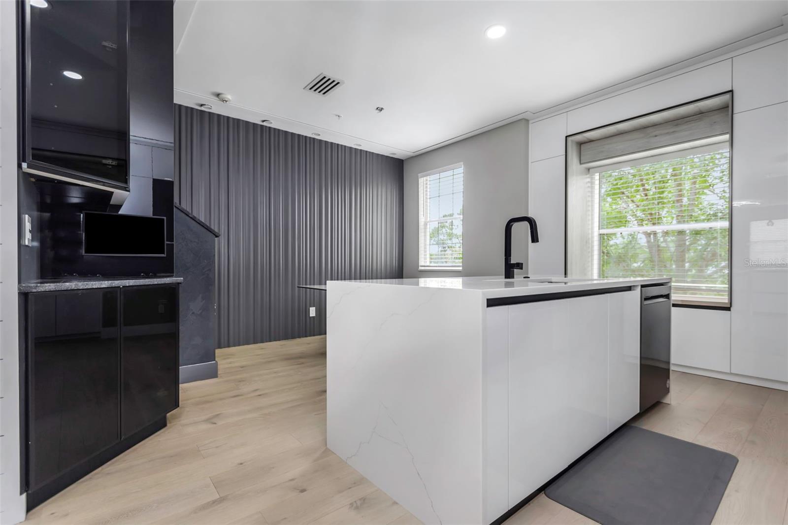 Image 6 of 28 For 7130 102nd Lane