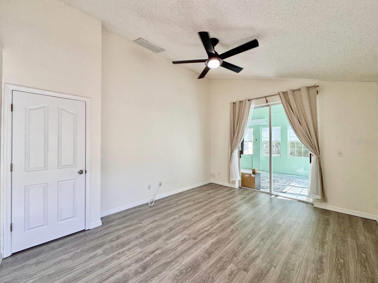 Image 11 of 45 For 10028 Oasis Palm Drive