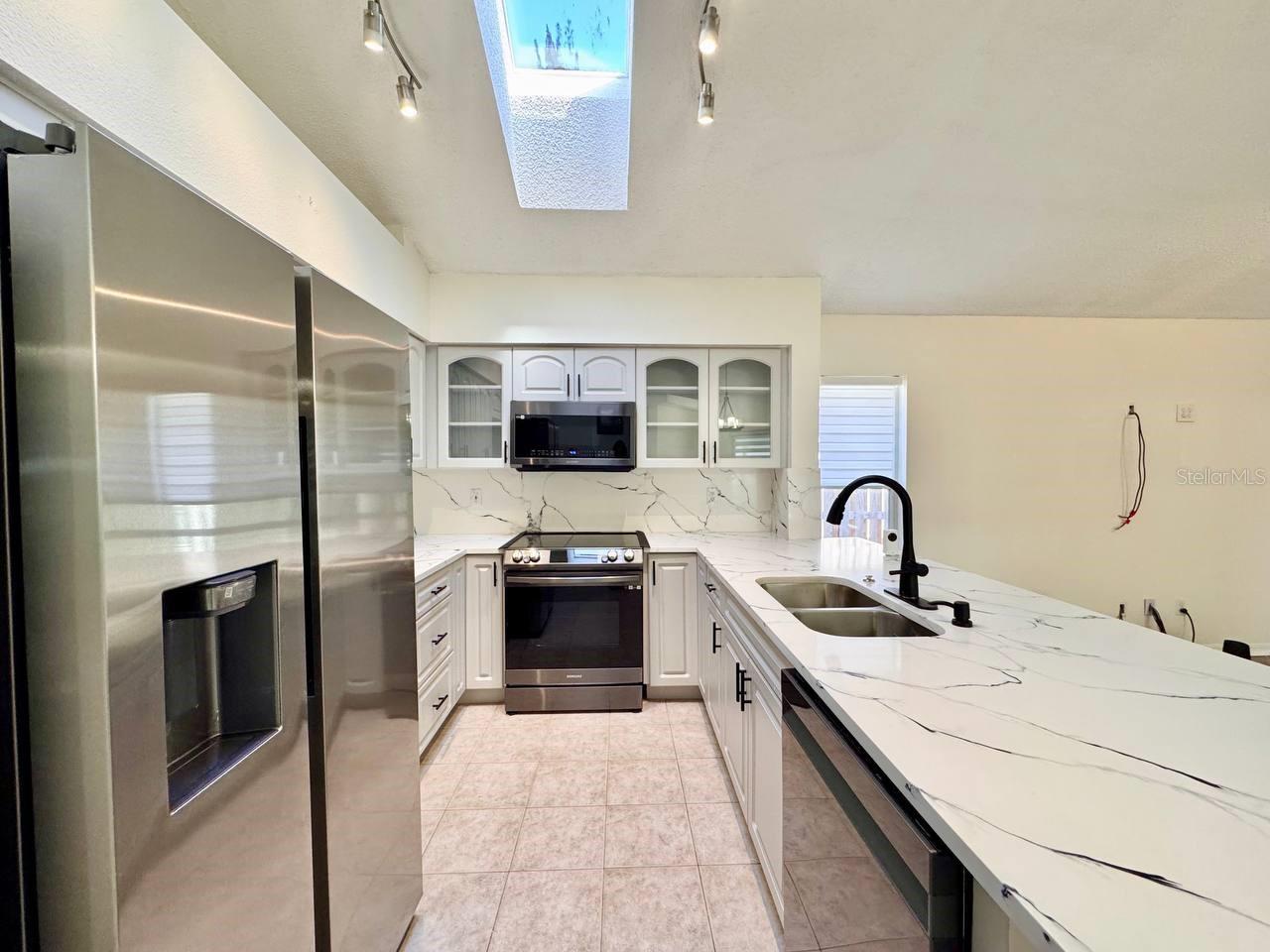 Image 22 of 45 For 10028 Oasis Palm Drive