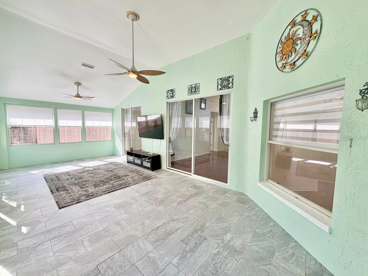 Image 37 of 45 For 10028 Oasis Palm Drive