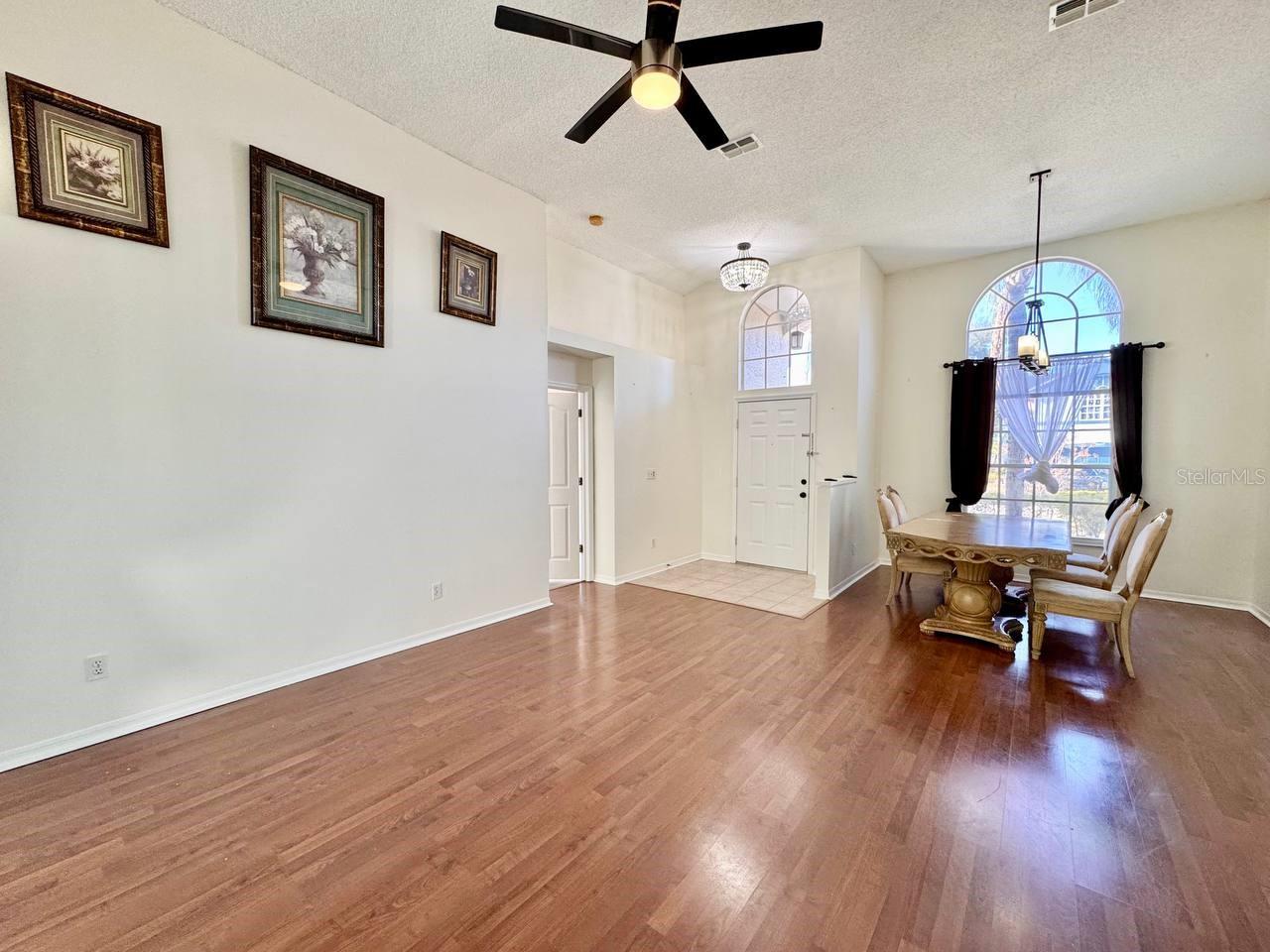 Image 6 of 45 For 10028 Oasis Palm Drive