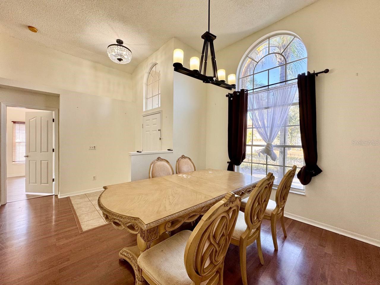 Image 7 of 45 For 10028 Oasis Palm Drive