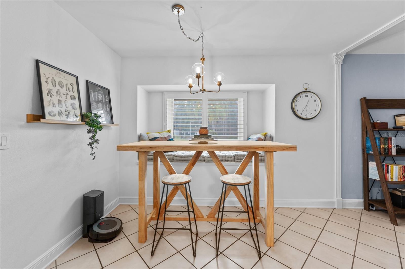 Image 11 of 35 For 15102 Springview Street