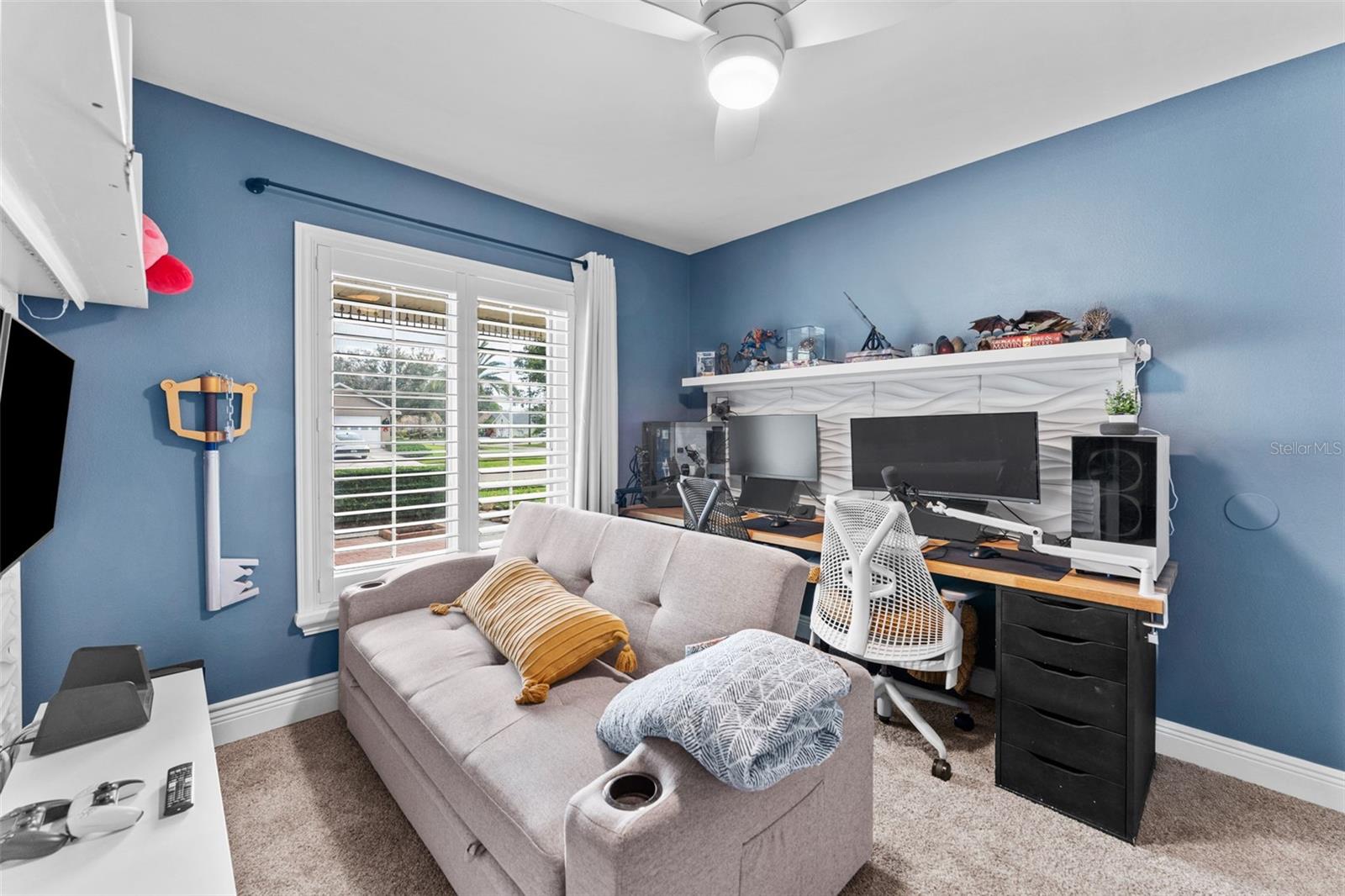 Image 21 of 35 For 15102 Springview Street