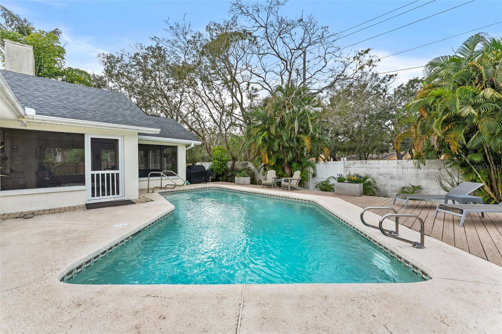 Image 27 of 35 For 15102 Springview Street