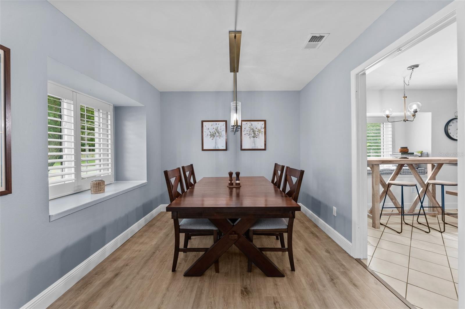 Image 9 of 35 For 15102 Springview Street