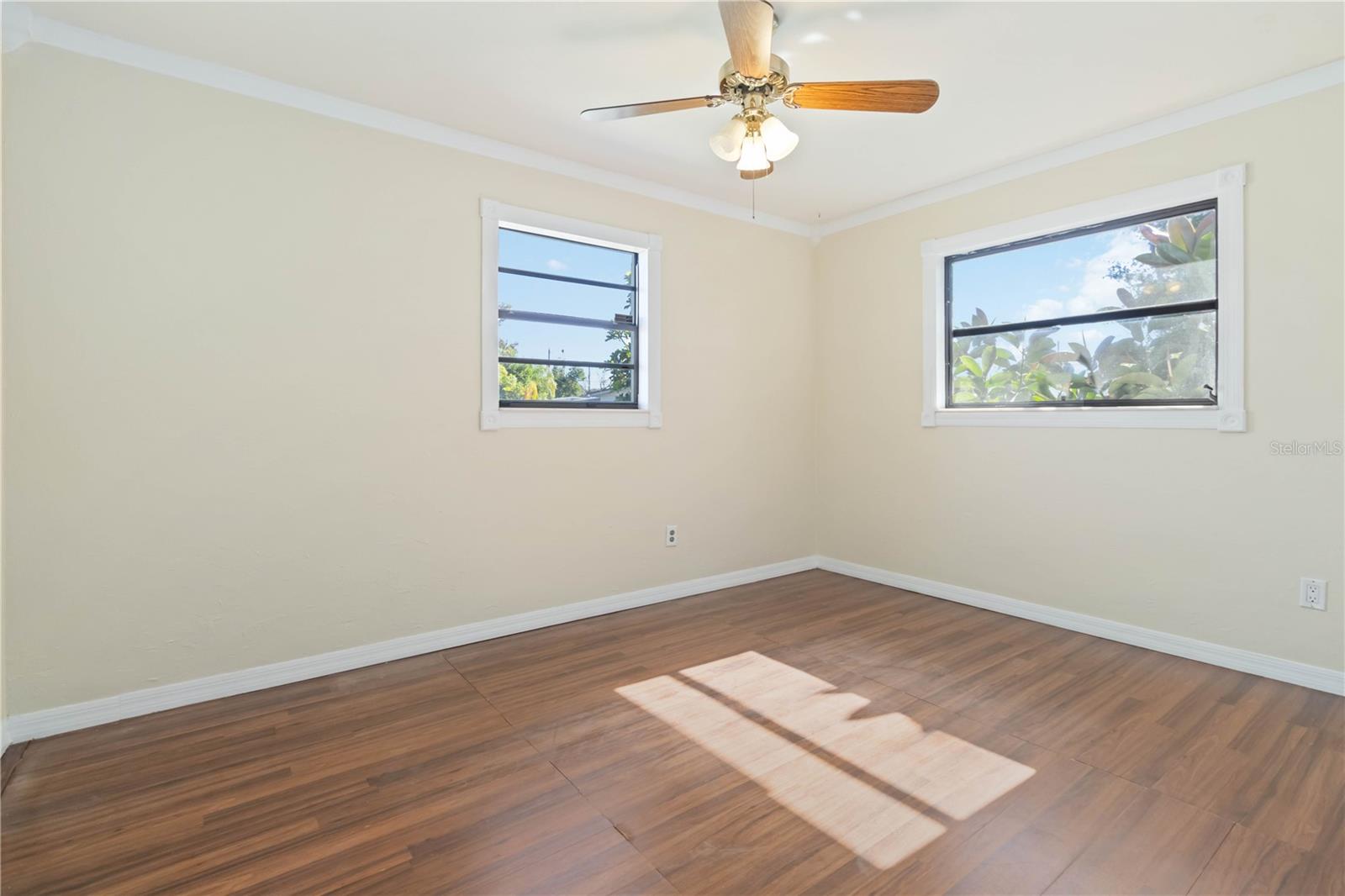 Image 21 of 29 For 1480 Milton Street