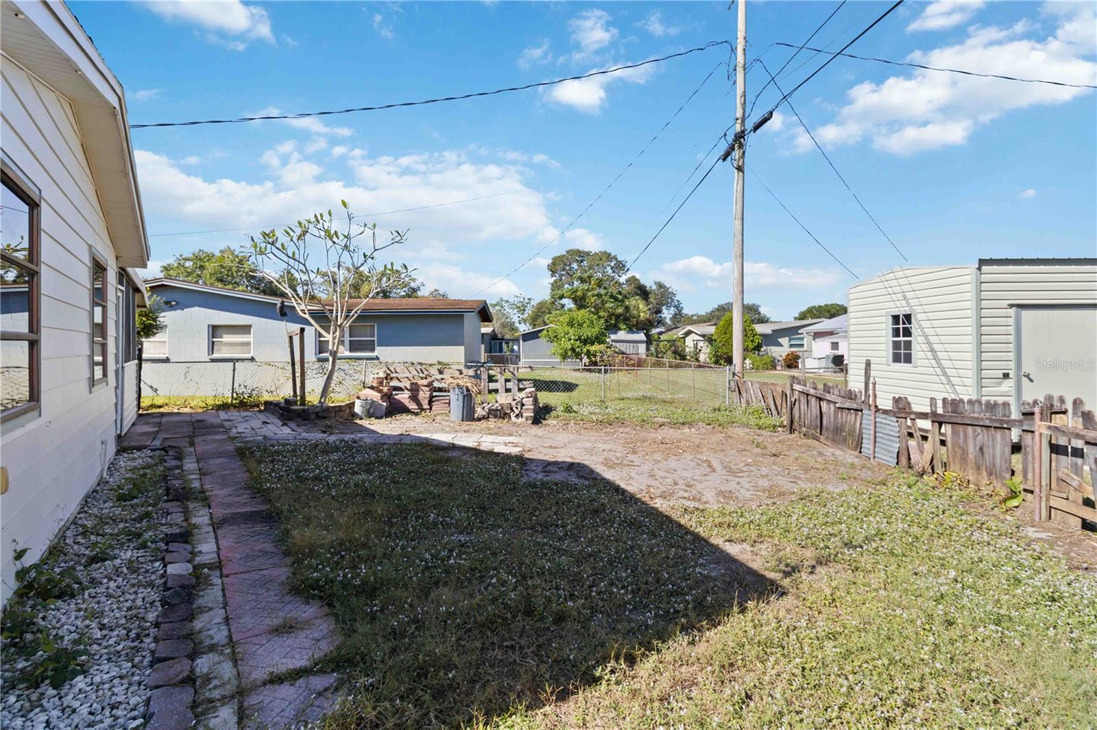 Image 28 of 29 For 1480 Milton Street