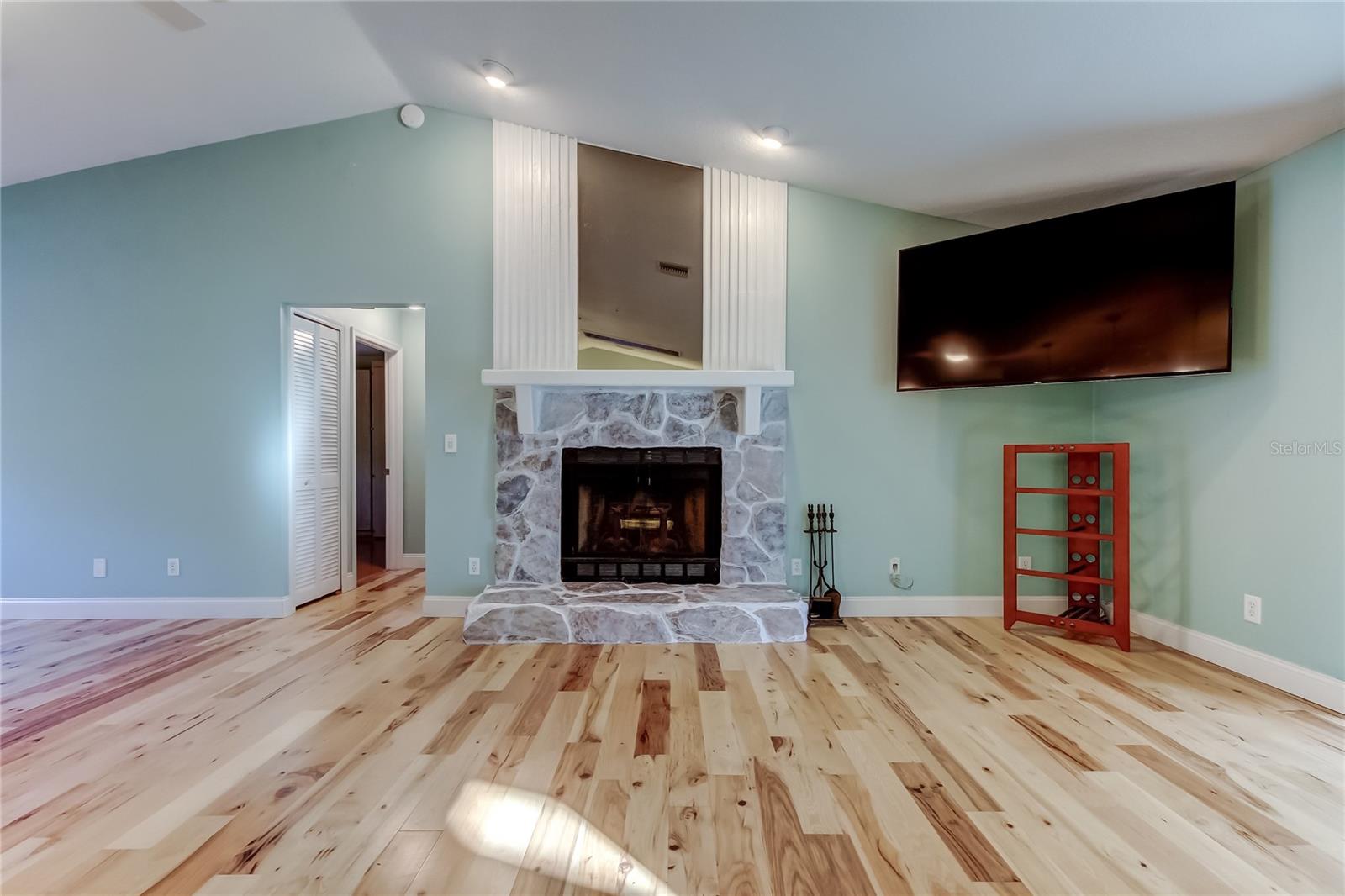 Image 18 of 54 For 9466 127th Avenue