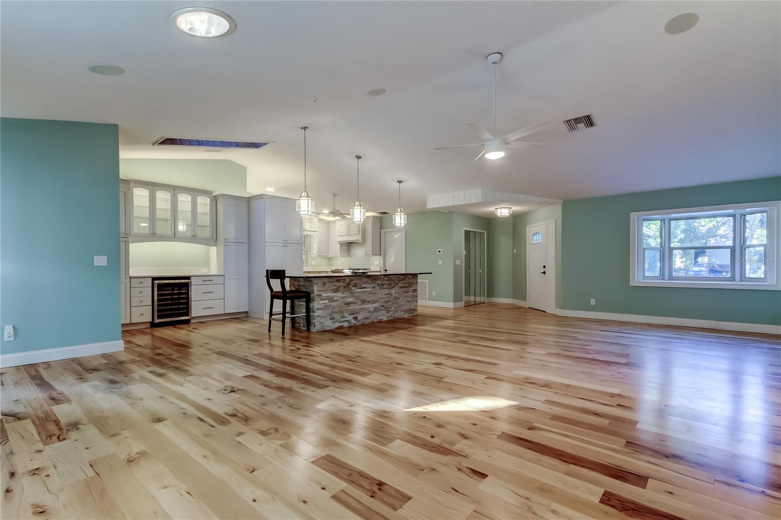 Image 20 of 54 For 9466 127th Avenue