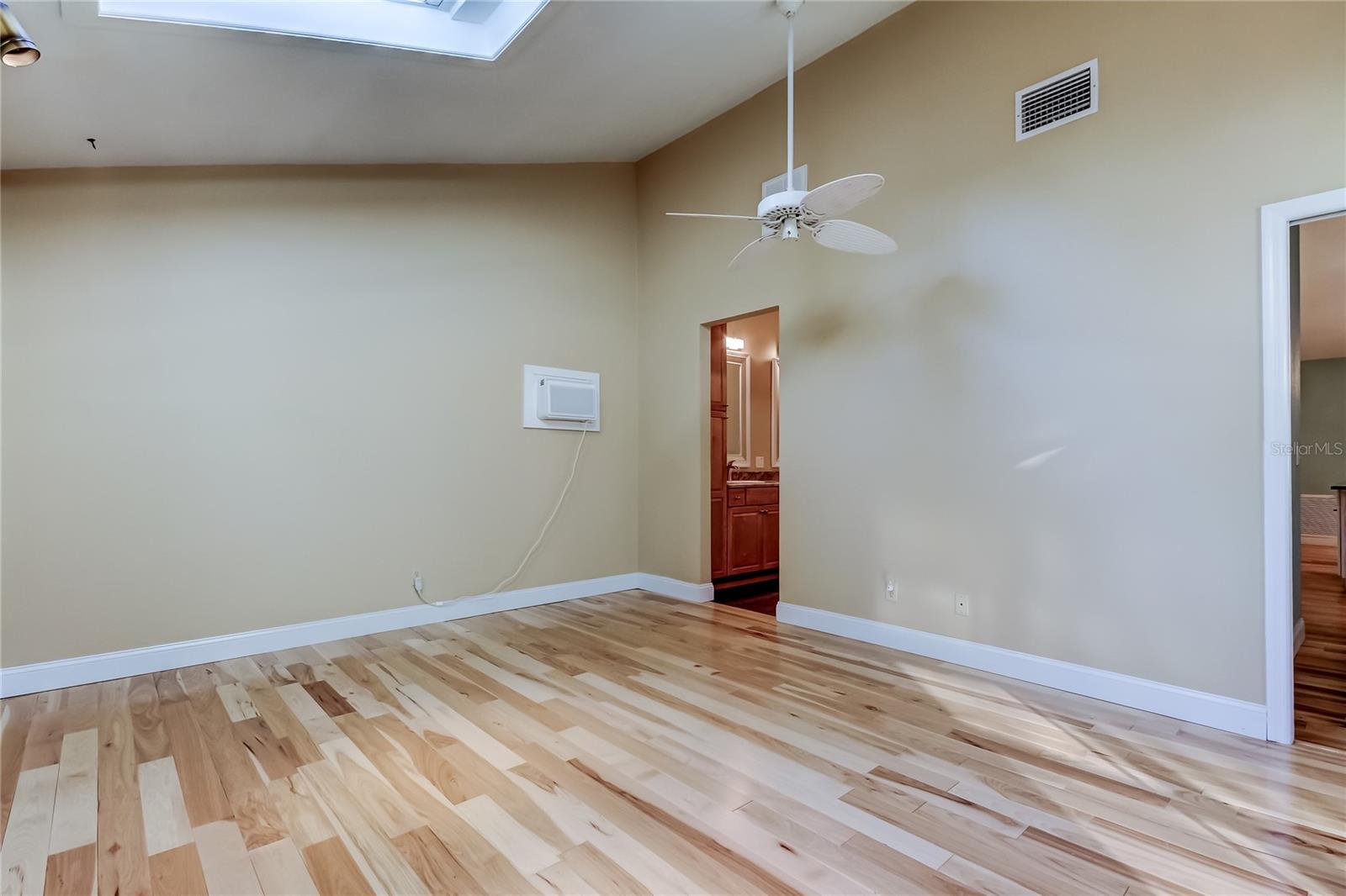 Image 22 of 54 For 9466 127th Avenue